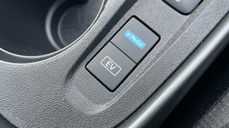 Nissan Juke 1.6 Hybrid N-Connecta 5dr Auto Hybrid Hatchback